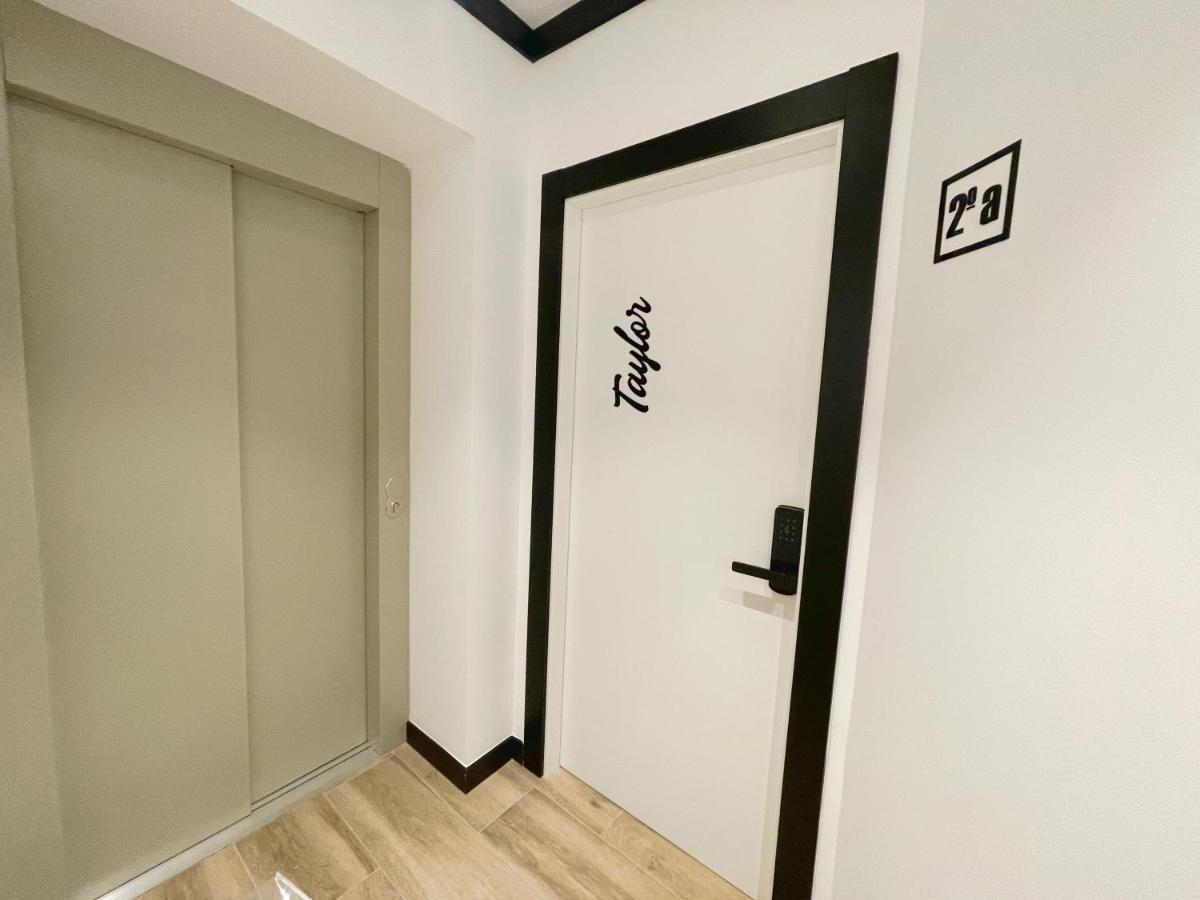 Apartamentos Mk77 Leon - Lancia Eksteriør billede